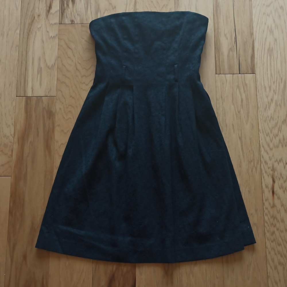 Women's Theory Black Strapless Mini Dress - SIZE 8